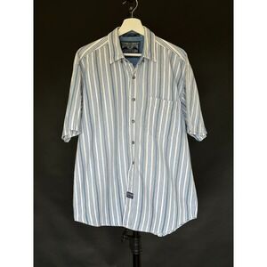 Coliseum Blues Vintage Short Sleeve Button Up Shirt Blue and White Medium